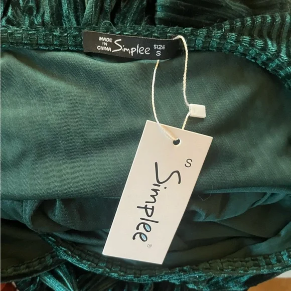 NWT Simplee Ribbed Green Velvet Wrap Maxi Dress w Flutter Sleeves Flowy Small - Picture 3 of 11